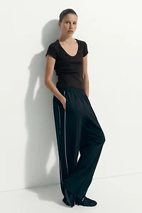 Ribbed Scoop-Neck T-Shirt