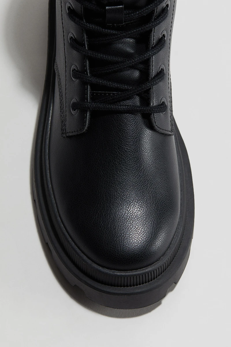 Bottines à lacets semelles épaisses