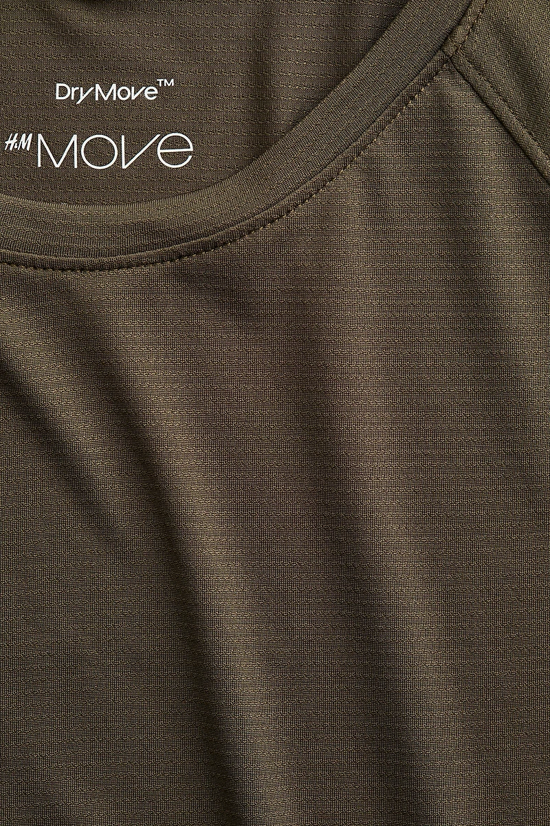 Sports Top with DryMove™