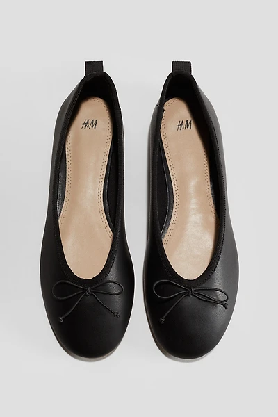 Bow-Detail Ballet Shoes