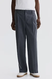 Loose-Fit Tailored Pants