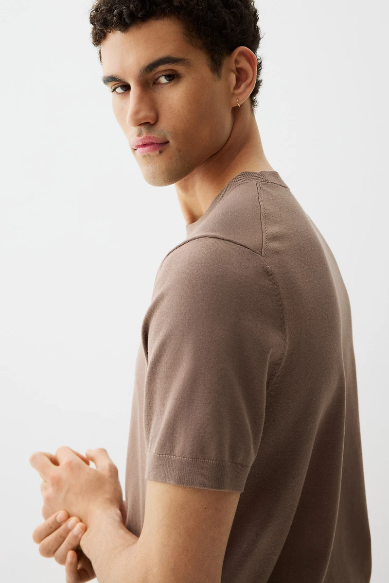 T-shirt près du corps en fin tricot