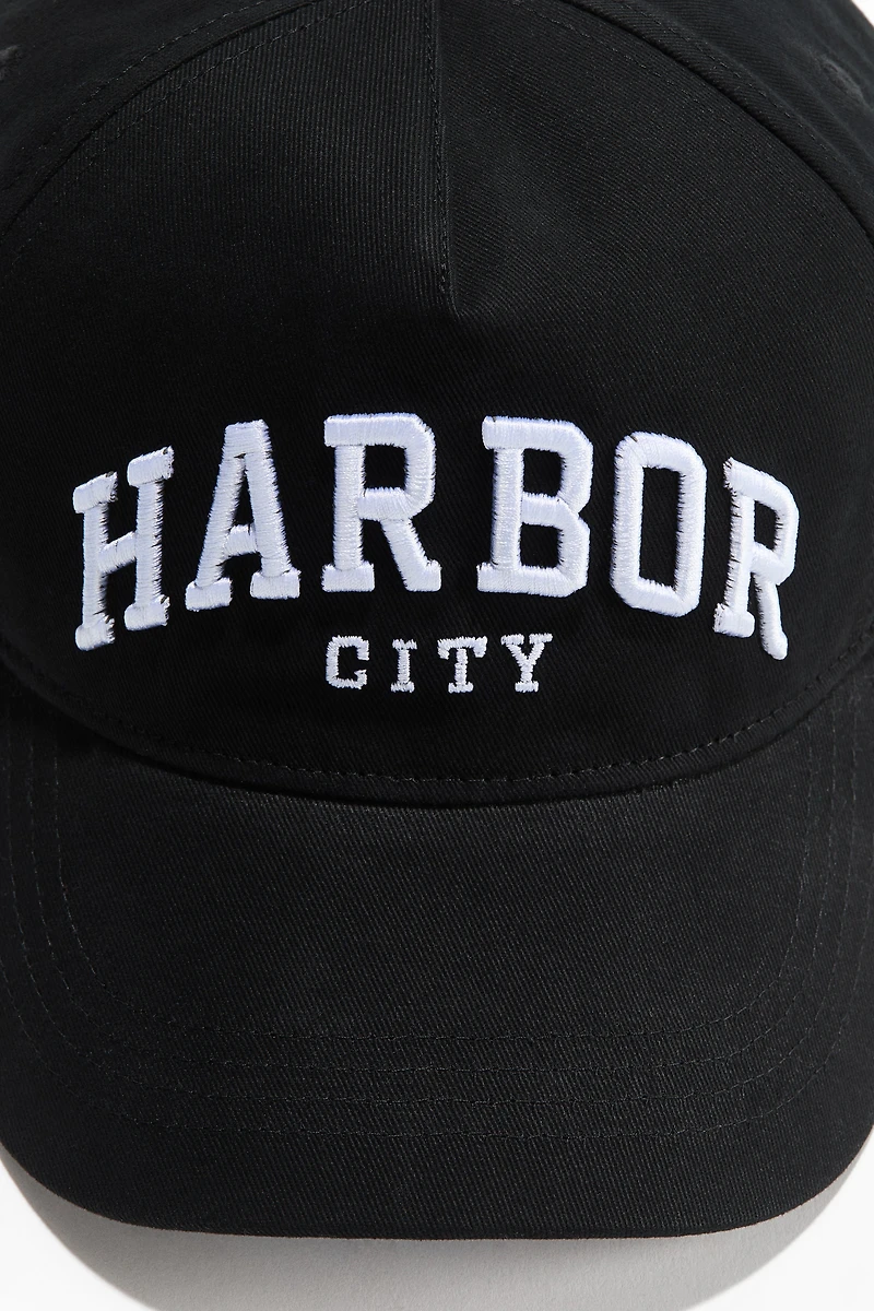 Casquette en sergé de coton avec motif