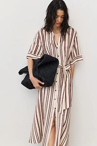 Robe avec ceinture à nouer