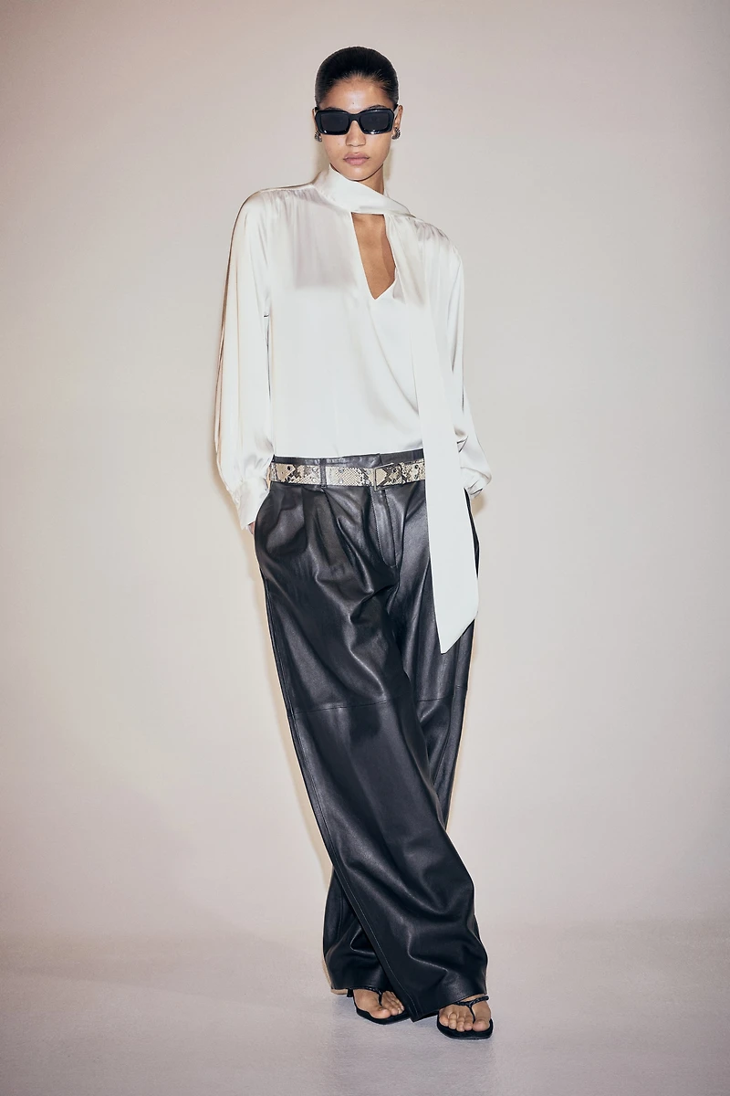 Blouse lavallière en mousseline