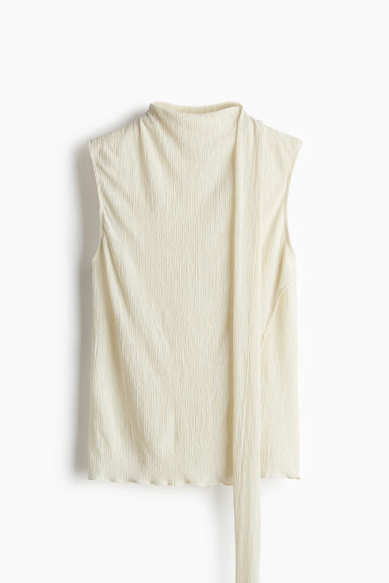 Haut avec détail style écharpe