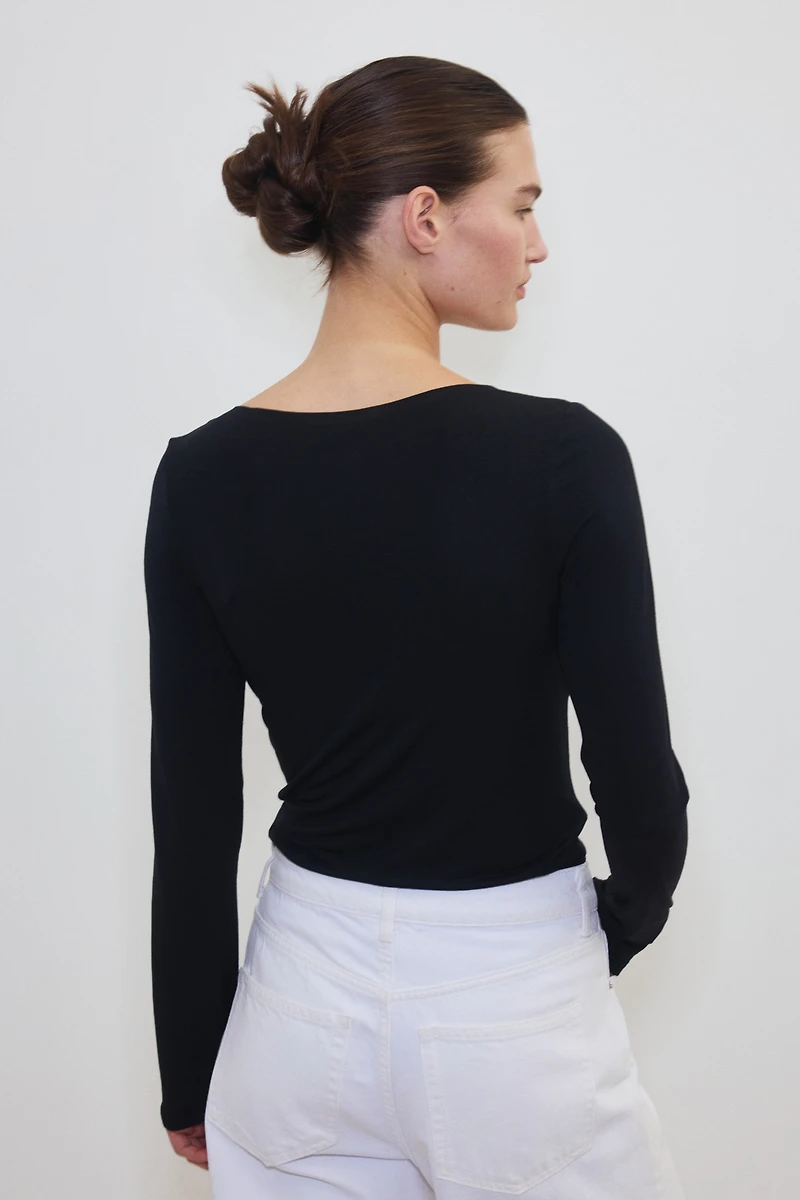 Warming Slim-Fit Long-Sleeved Top