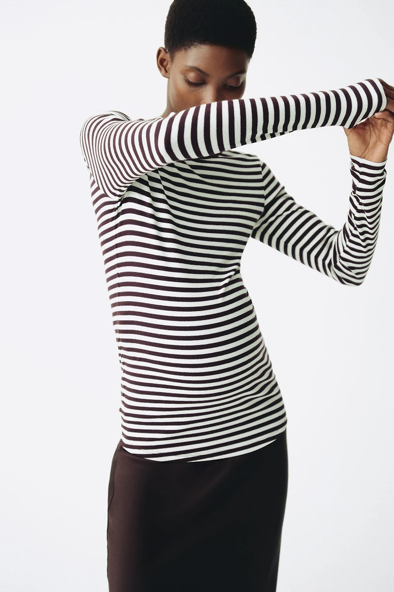 MAMA Ribbed Jersey Top