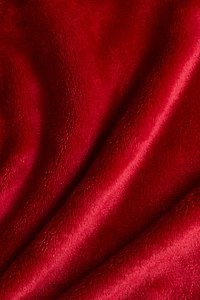 Kangourou en peluche avec motif brodé