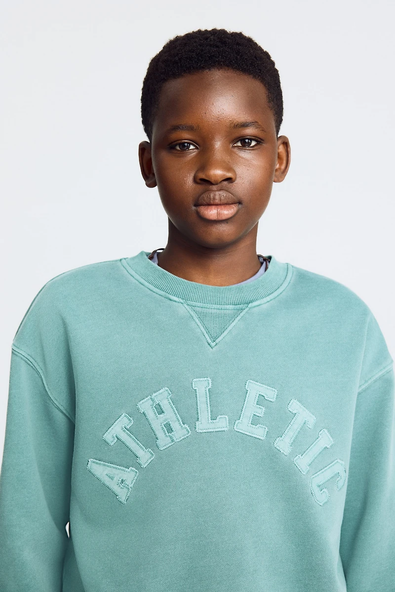 2-Piece Sweatshirt and Sweatshorts Set