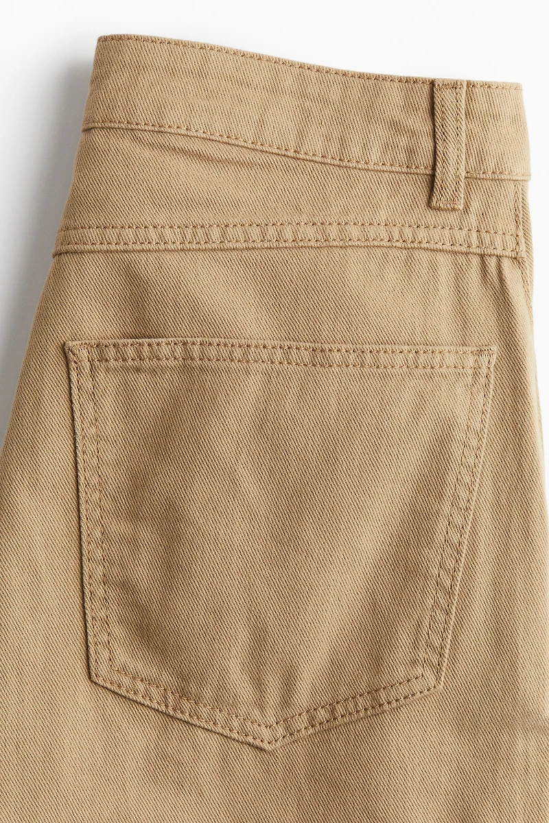 Pantalon en sergé à jambes tonneau
