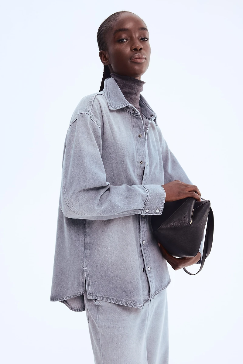 Chemise en denim doux comme la plume