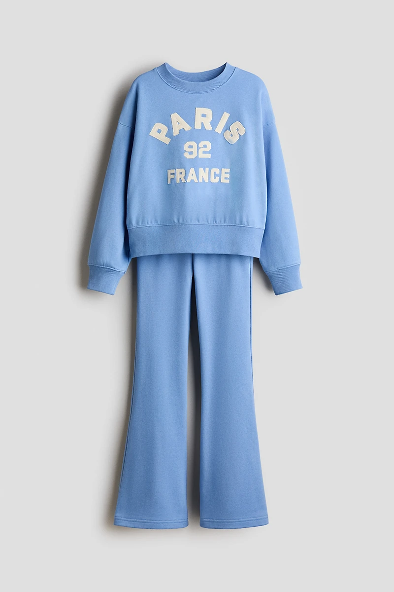 2-Piece Sweatshirt and Joggers Set