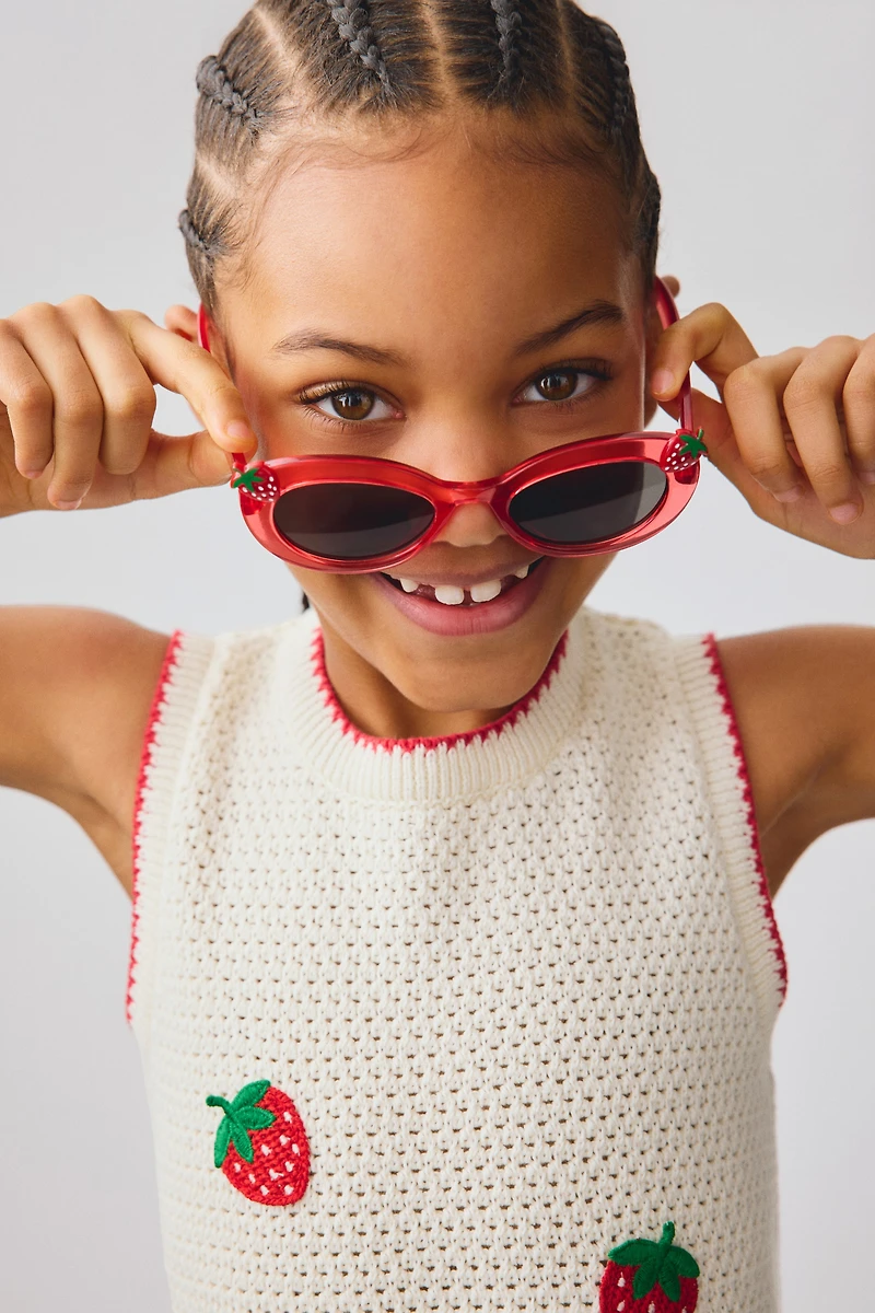 Robe en tricot ajouré avec appliqués