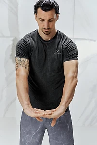 Muscle-Fit Sports Shirt