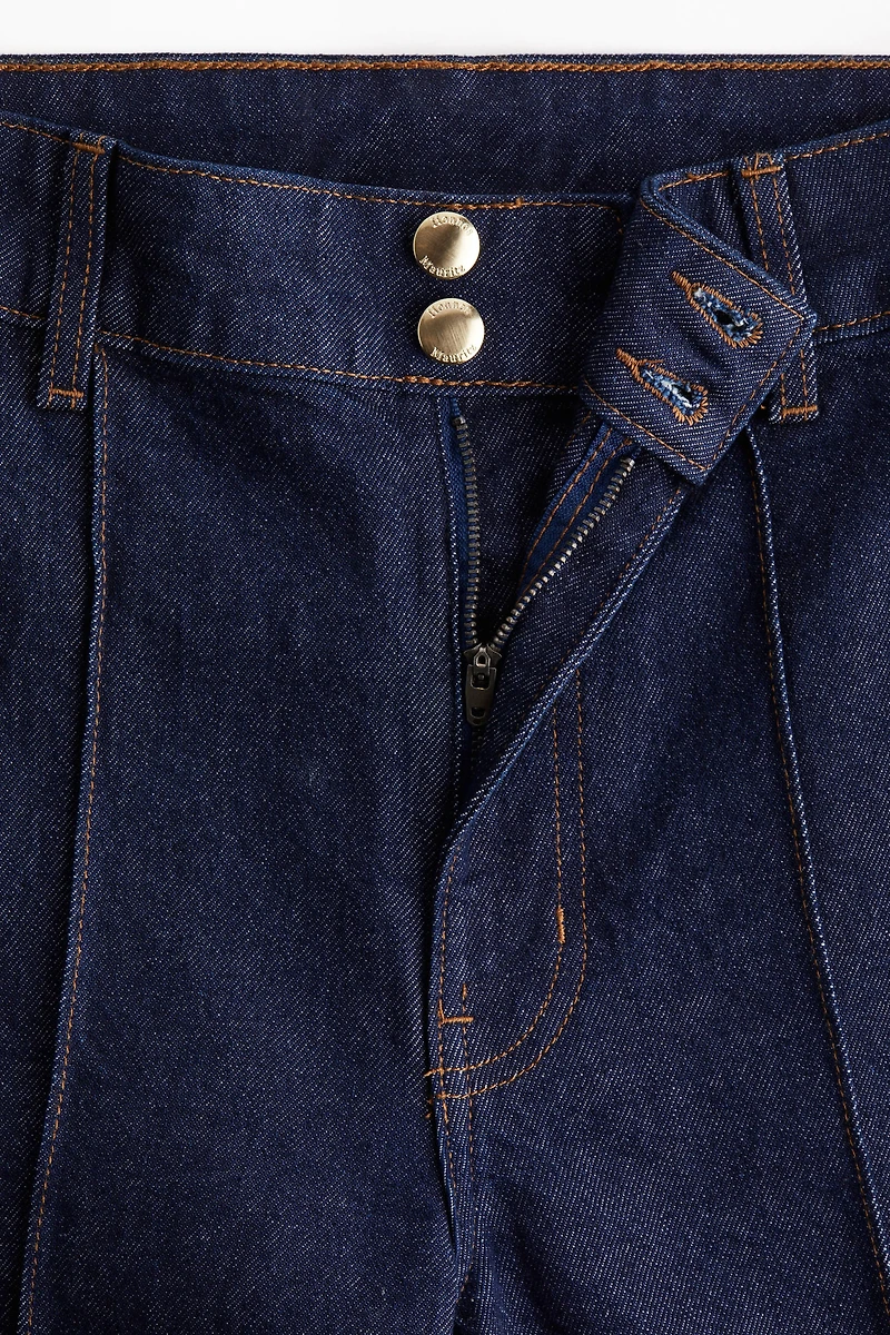 Jean ample à la cheville taille haute