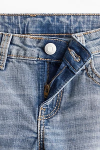 Jean taille basse évasé