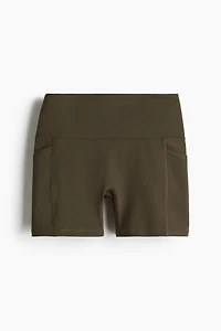 Sports Hot Pants with DryMove™