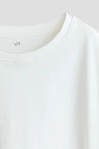 Flutter-Sleeved Top