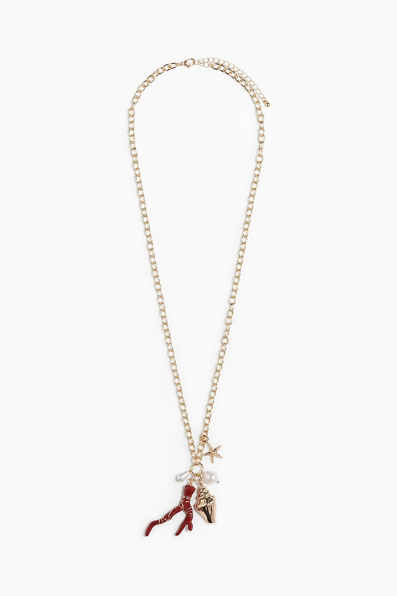 Long pendant necklace