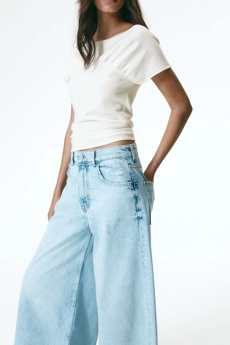 Gathered Cap-Sleeved Top