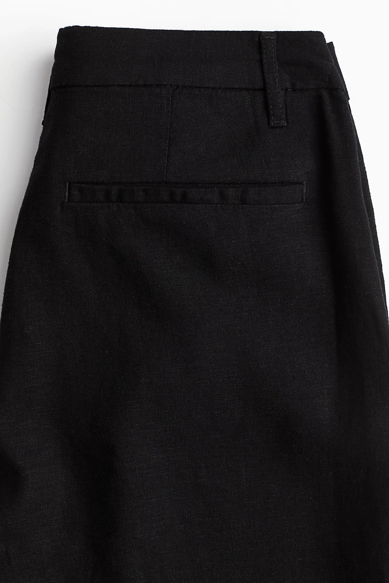 Knee-Length Linen-Blend Shorts