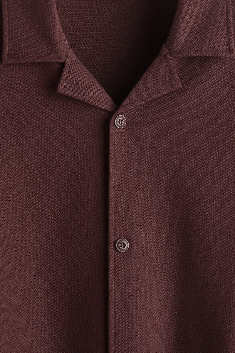 Chemise brossée ample avec col cubain