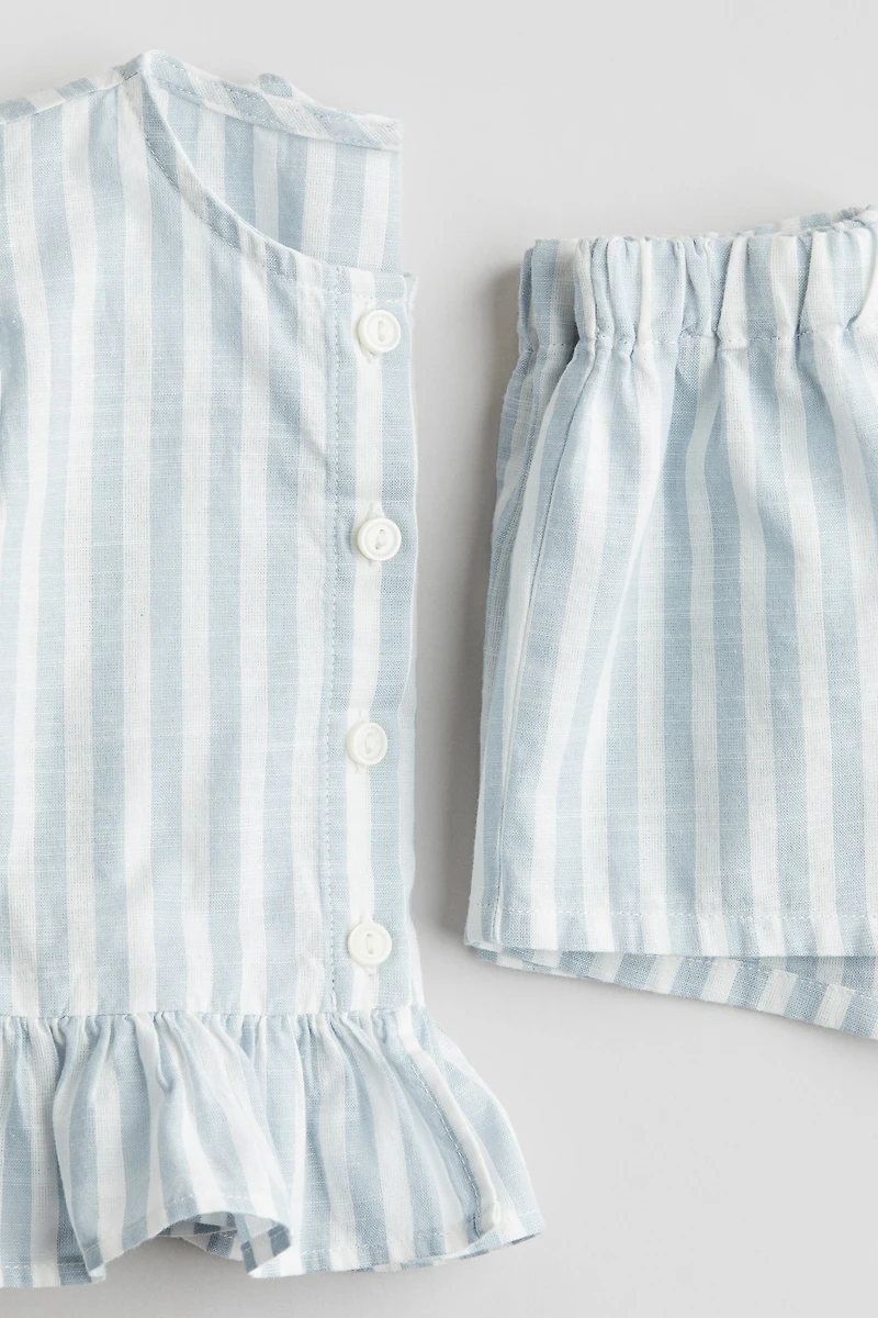 Ensemble 2 pièces avec blouse et short