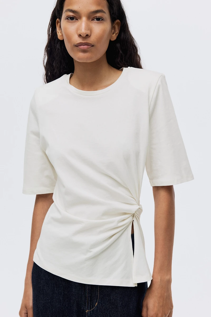 T-shirt avec détail torsadé