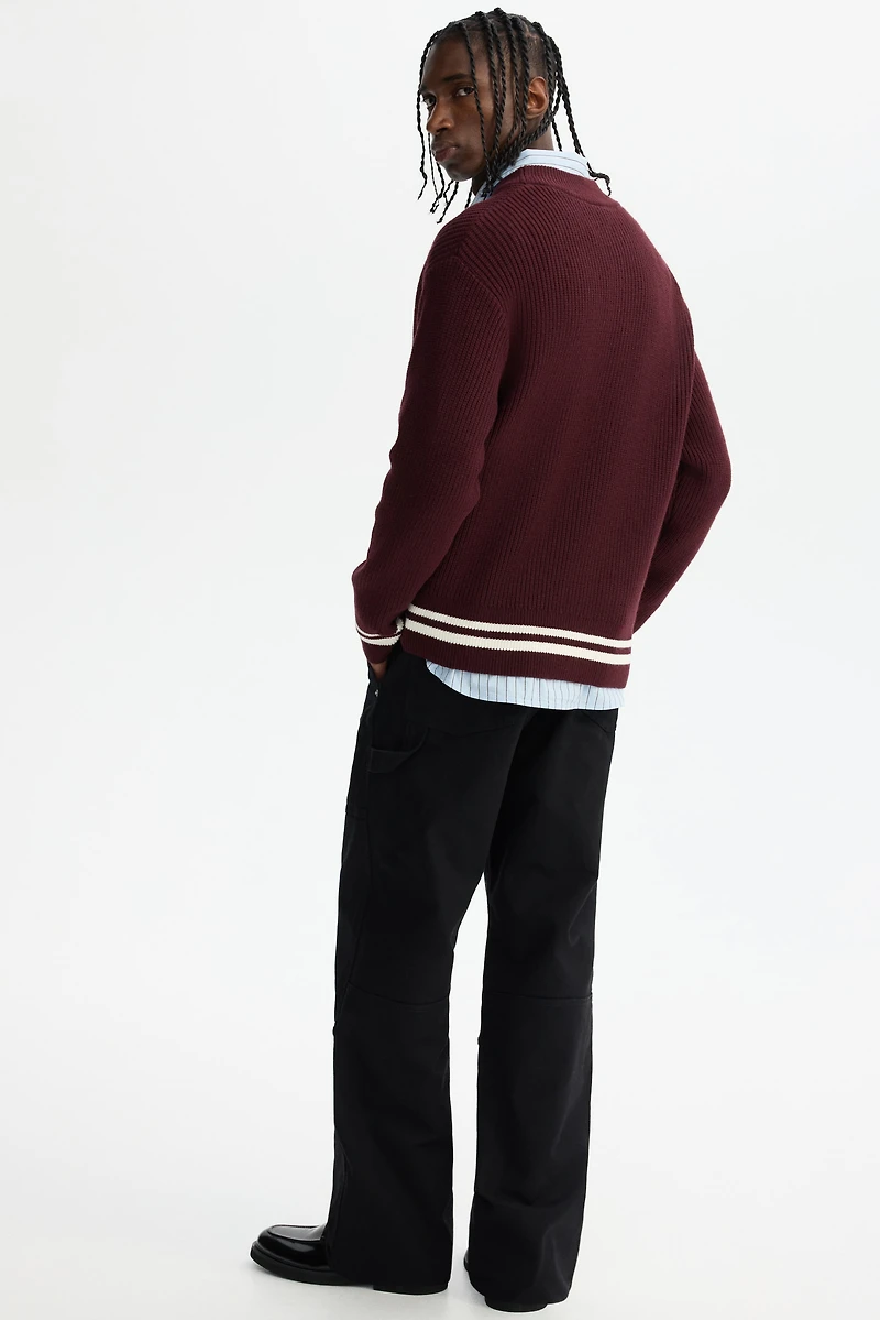 Chandail carré en tricot côtelé