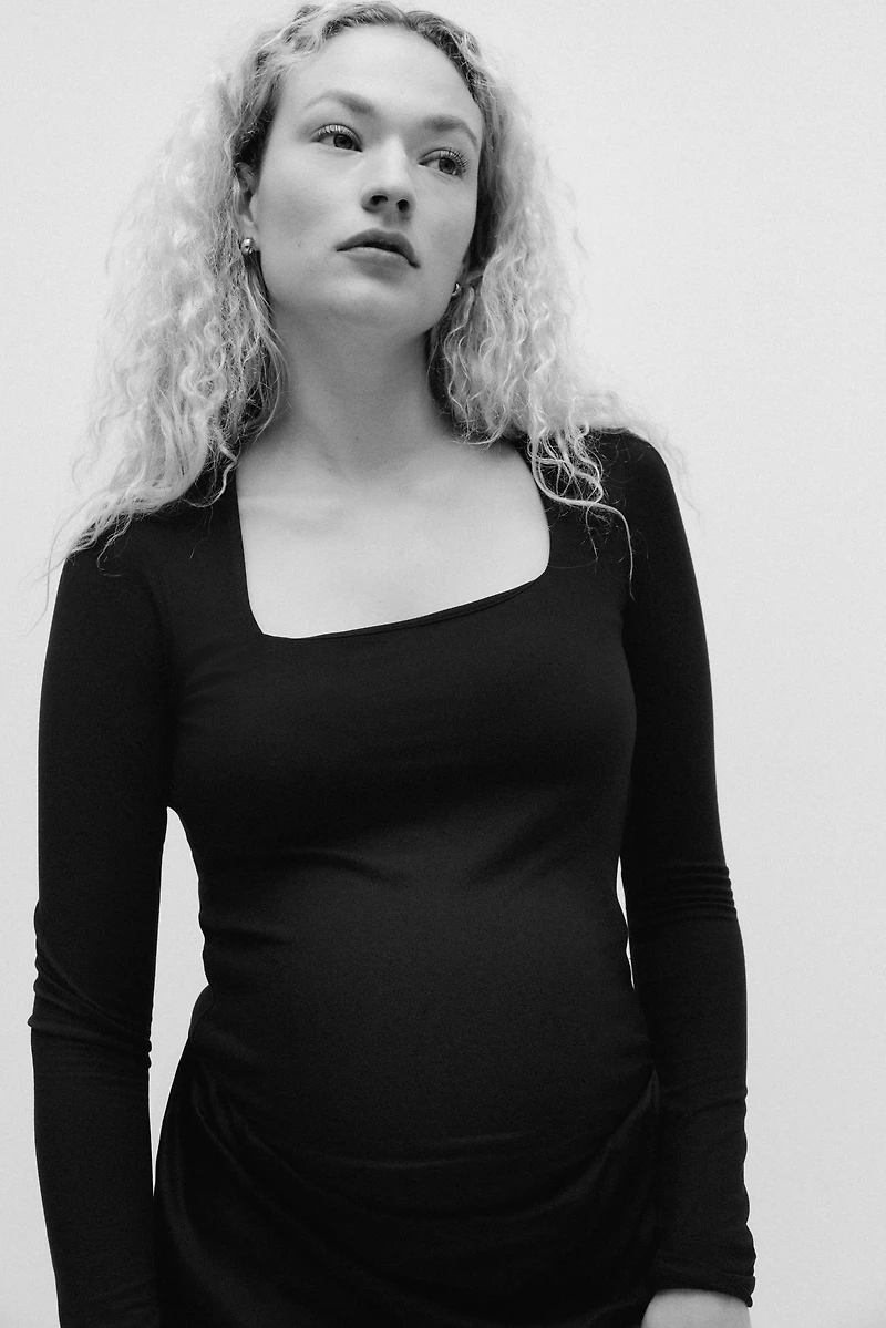 MAMA Square-Neck Top