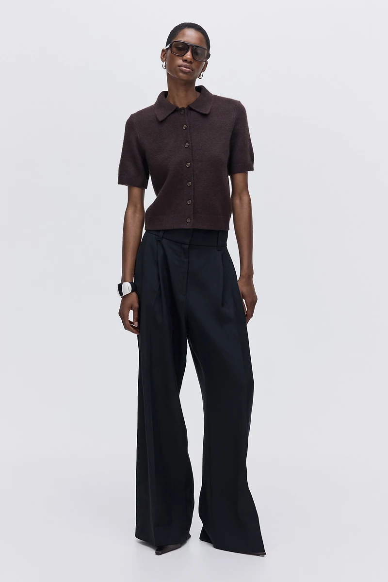 Short-Sleeved Cardigan with Collar