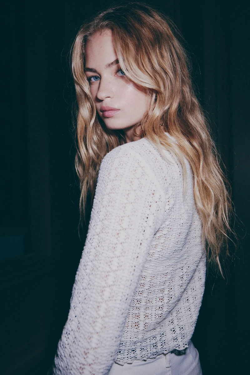 Haut en tricot façon dentelle