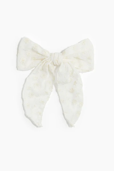 Barrette avec boucle