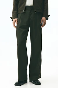 Loose-Fit Tailored Pants