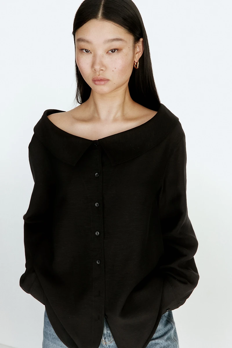 Linen-blend off-the-shoulder shirt