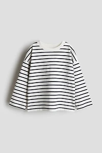 Long-sleeved T-shirt