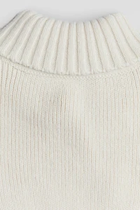 Turtleneck Collar