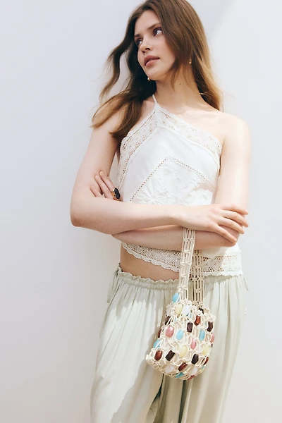 Haut asymétrique avec dentelle