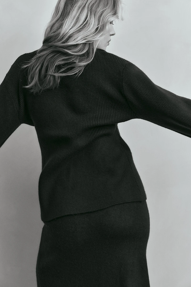 MAMA Rib-Knit Cardigan