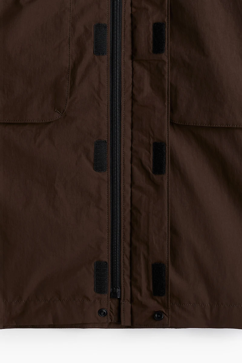 Loose Fit Water-Repellent Windbreaker