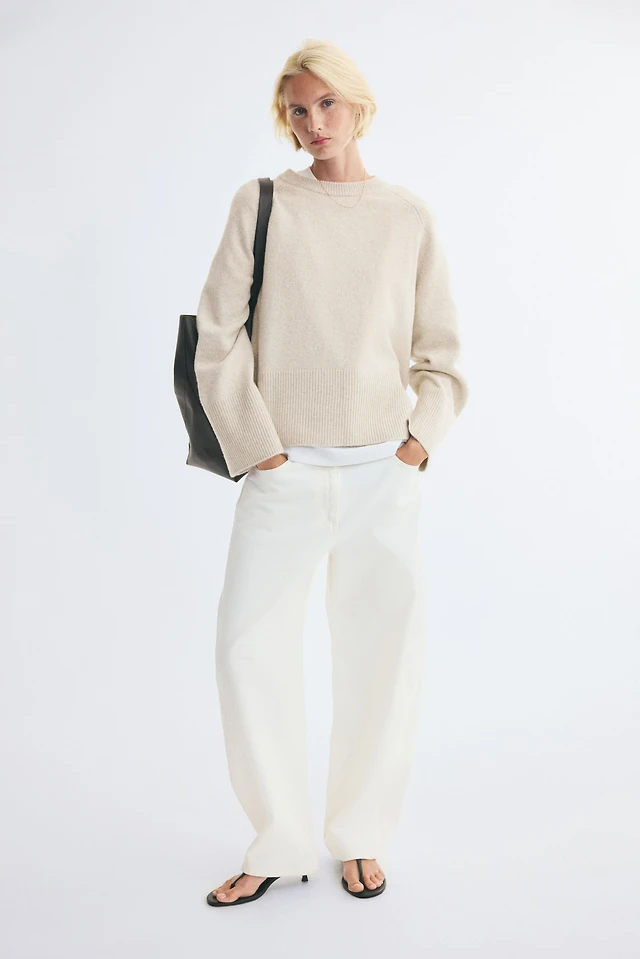 Raglan-Sleeved Sweater