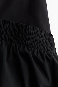 MAMA Double-Layered Sports Shorts