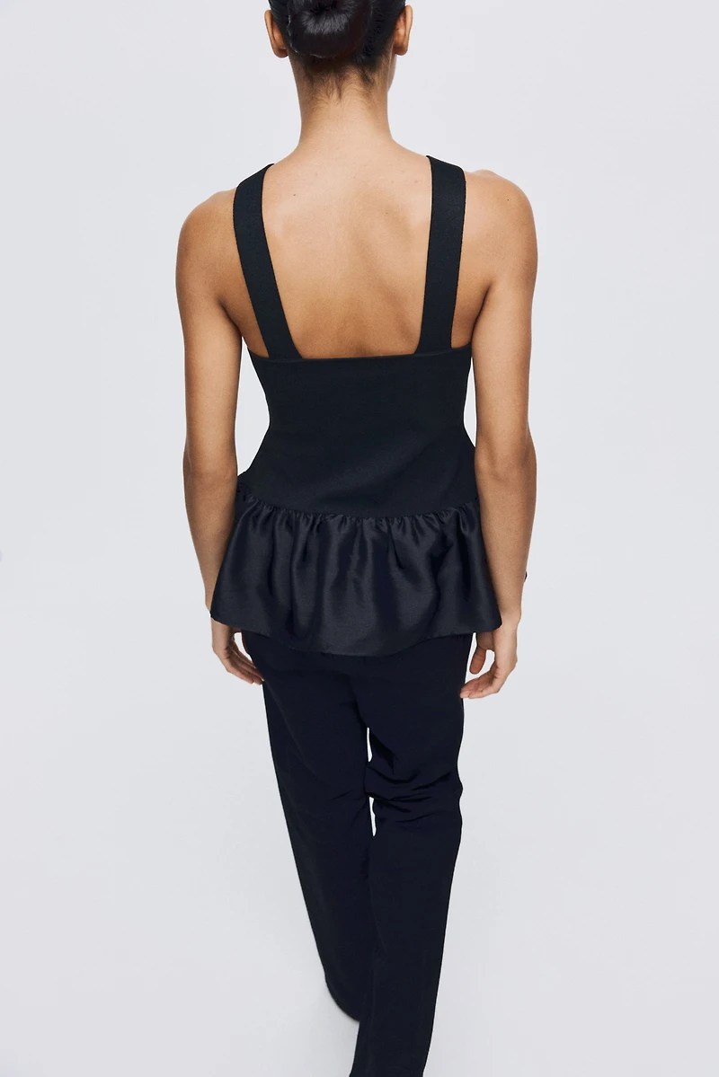 Bow-Detail Top
