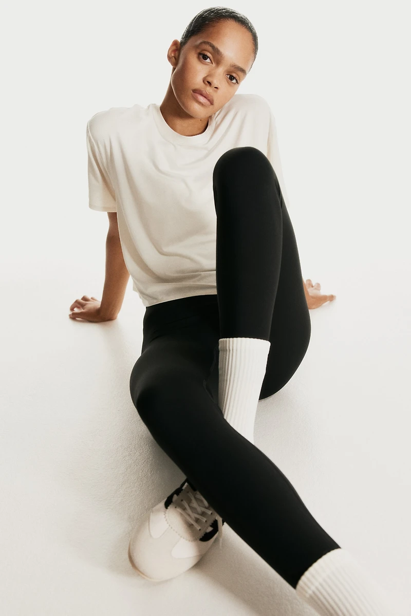 Haut de sport carré DryMove™