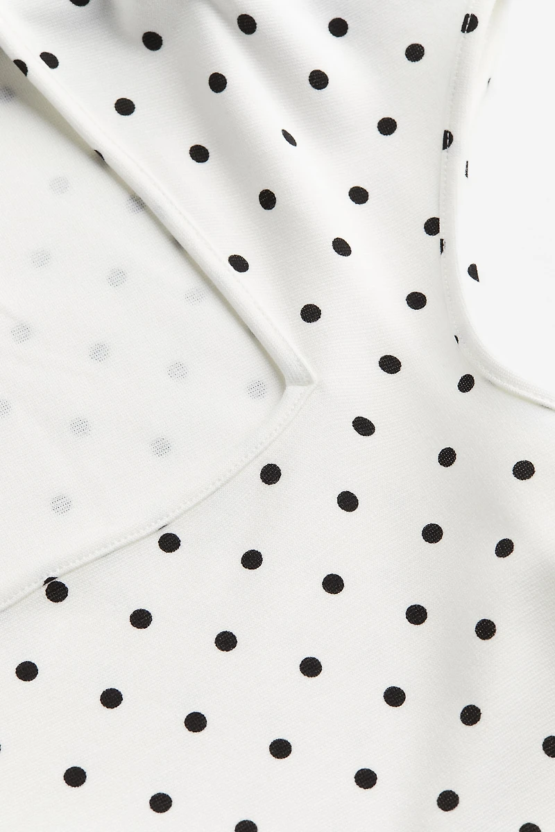 Cap-sleeved Top