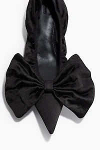 Escarpins avec boucle