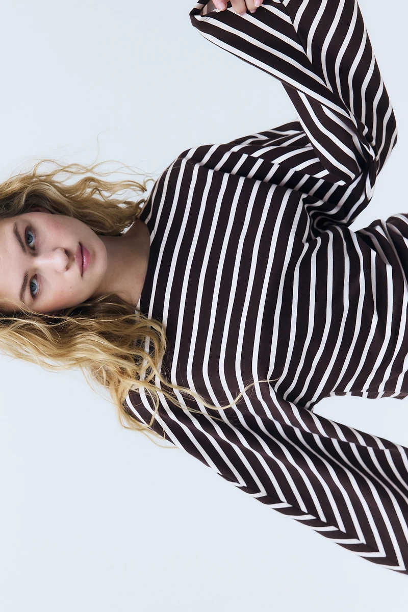 Batwing-Sleeved Jersey Top