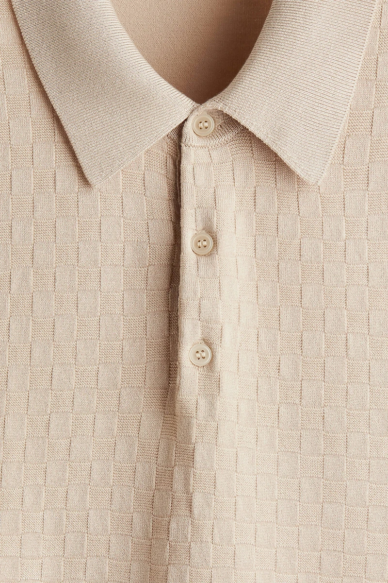 Slim Fit Textured-knit polo shirt