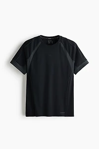 Regular-Fit Soccer Jersey with DryMove™